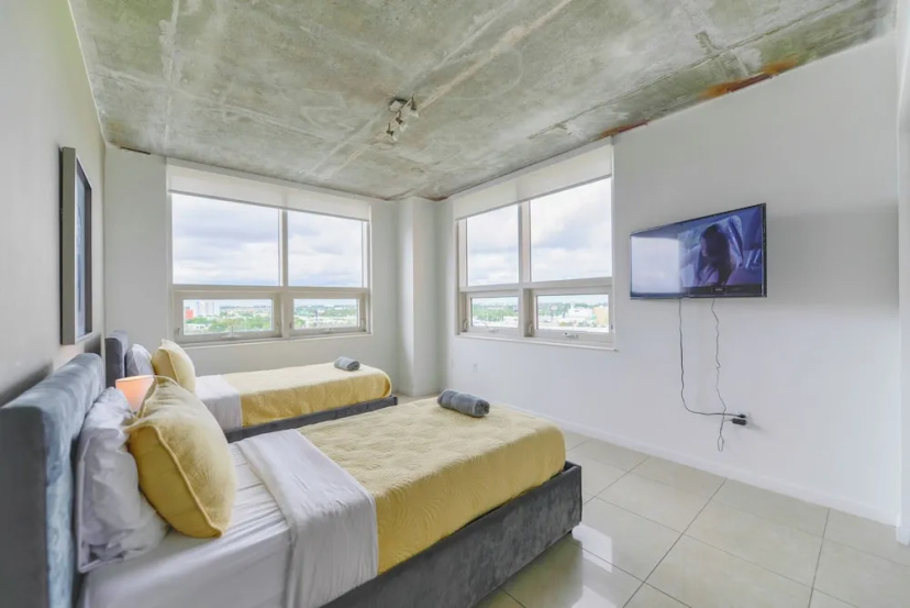 Lovely Condo|Pool & Parking at Midblock 4 — отель в Майами, Соединенные Штаты Америки