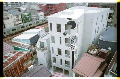 Art Apartment AOCA Sanno SNAKE — отель с удобным расположением в Токио
