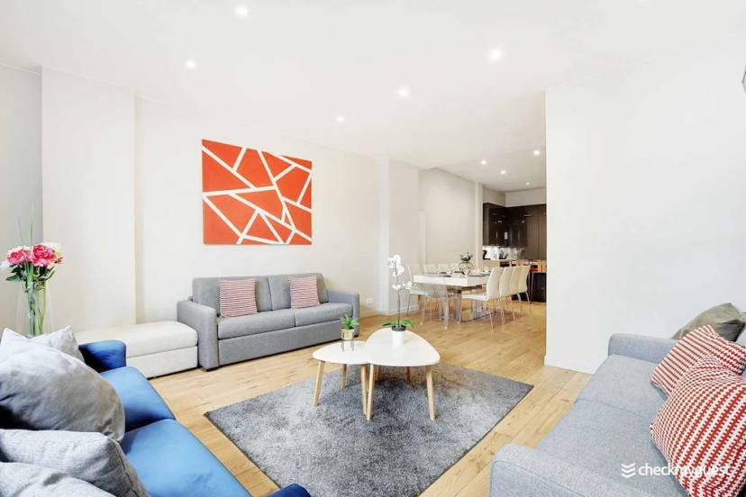 Spacious Apartment - 4br/15p - Sentier/grand Rex — комфортный отель в Париже