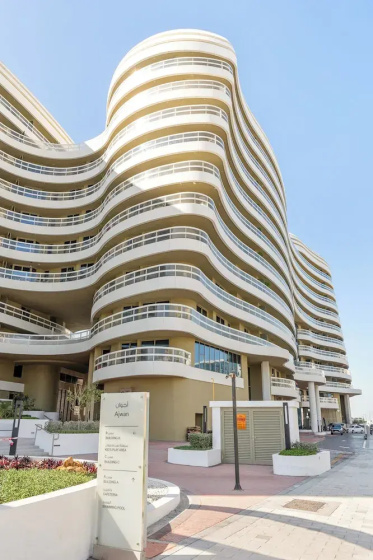 Silkhaus Ajwan C Tower — забронировать отель в Абу