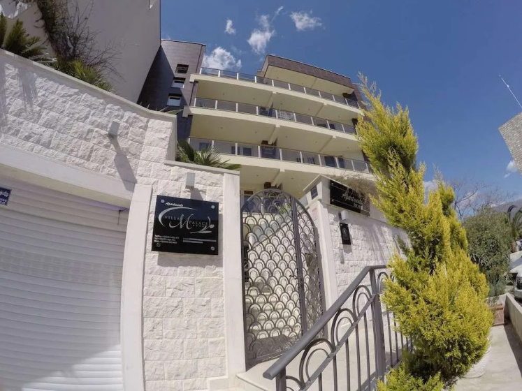 Apartments M Palace — отель с удобствами в Будва