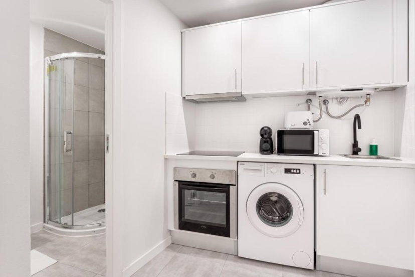 Цены на Altido Elegant Apartments Moments From Carmo Convent, In Bairro Alto в Лиссабоне
