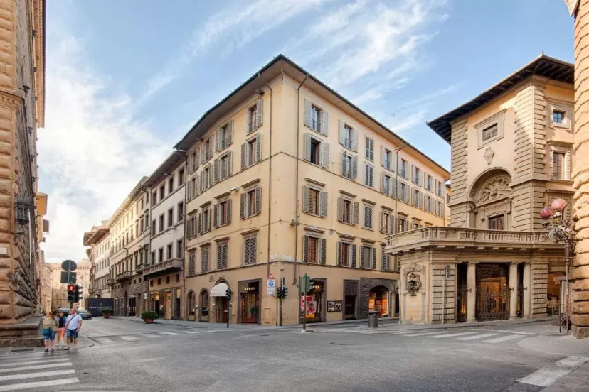 Palazzo Guicciardini — отель с удобным расположением в Флоренции