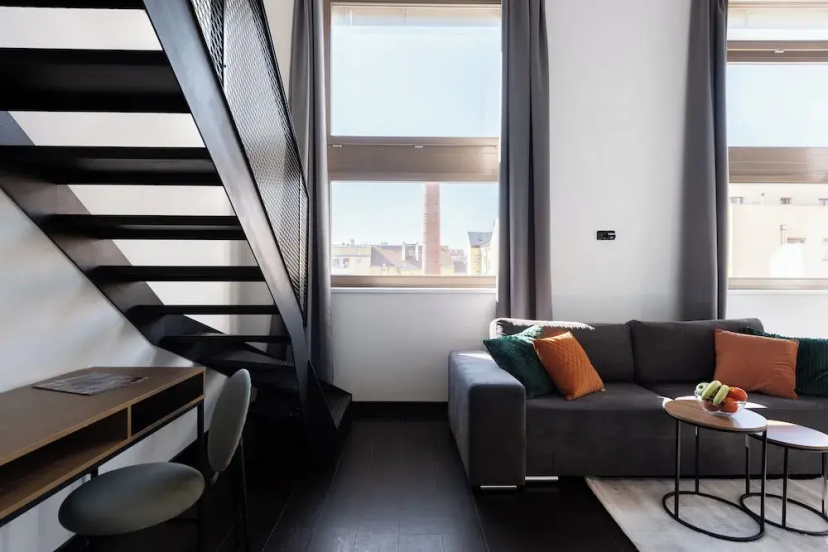 Spacious loft-apart in Prague 3 — отель в Праге, Чешская Республика
