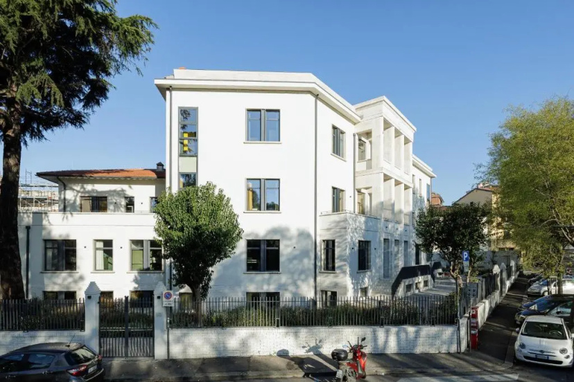 YellowSquare Florence — отель в удобной локации в Флоренции