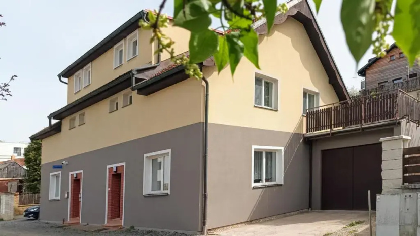 Guest House Prague Airport — отель с удобствами в Праге