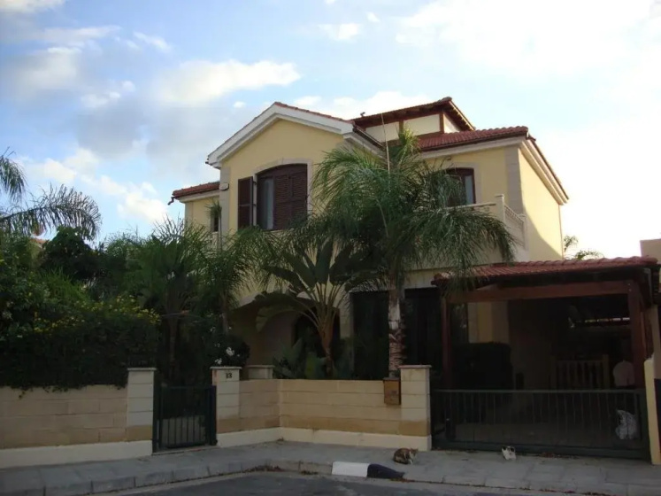Nefeli Gardens Villa — отель в Ларнака, Кипр