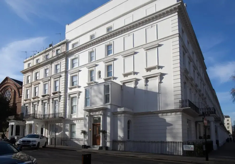 Hyde Park-1 bedroom — отель с удобным расположением в Лондоне