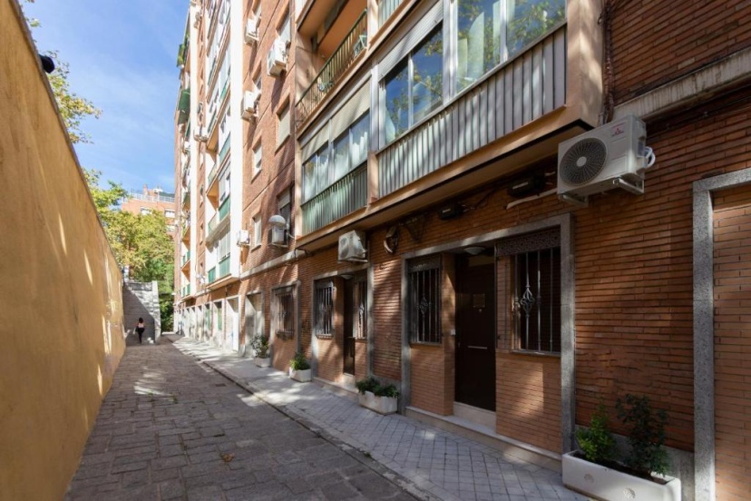 Luxe Apartment Madrid North Real Madrid Stadium HGA5 — забронировать отель в Мадриде
