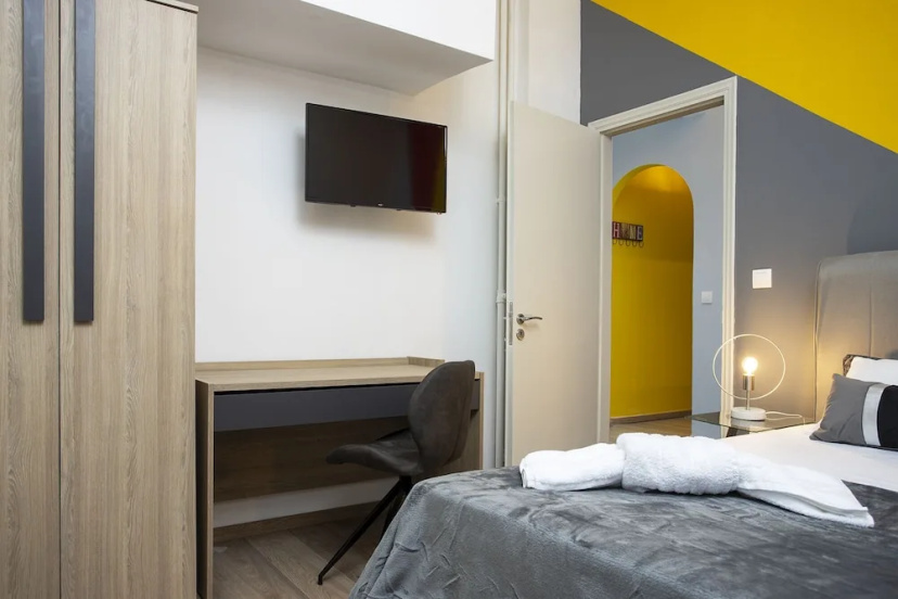 Intimate classy studio in Athens — отель с удобным расположением в Афины