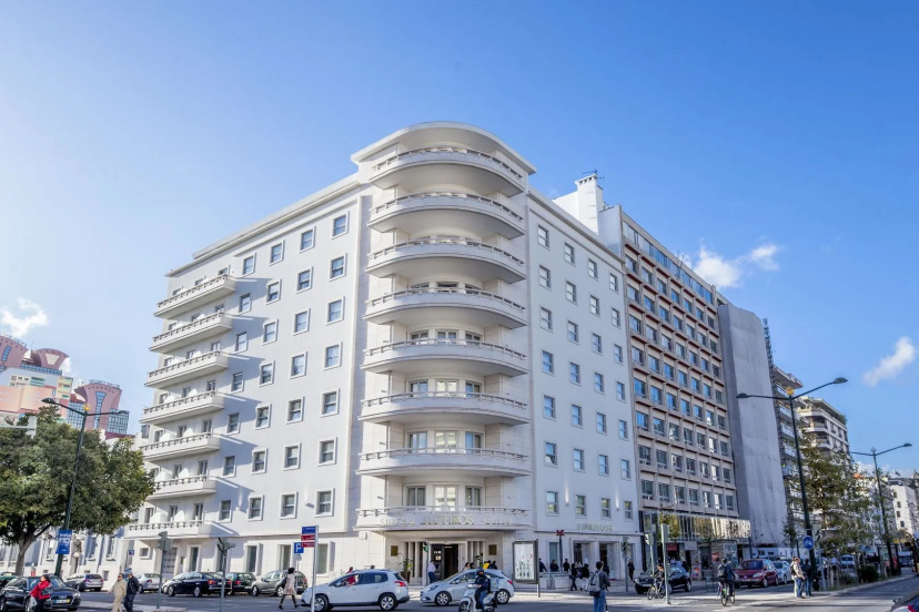 Luzeiros Suites — отель в удобной локации в Лиссабоне
