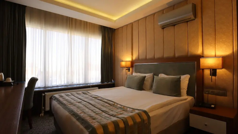 Royal Sweet Hotel — отзывы гостей и цены