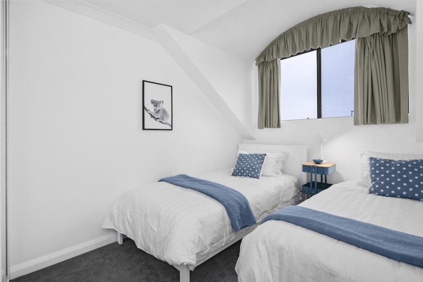 HOLT1 - Crows Nest -Holtermann Street — комфортный отель в Сиднее