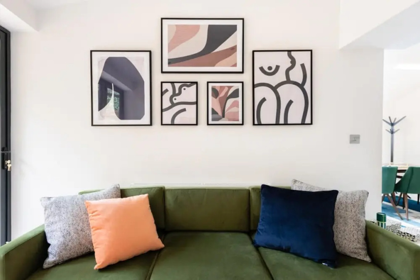 The Brixton Hill - Modern & Bright 2BDR Apartment with Garden — комфортный отель в Лондоне