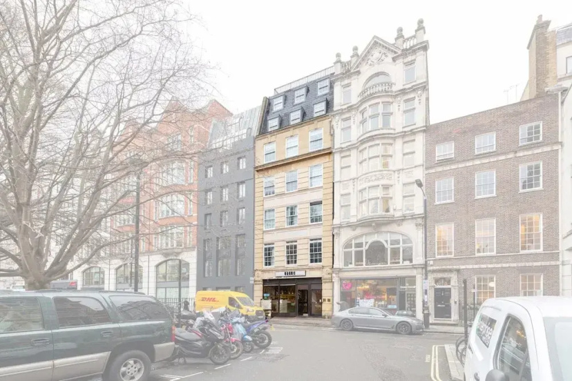 London Collection Golden Square — забронировать отель в Лондоне