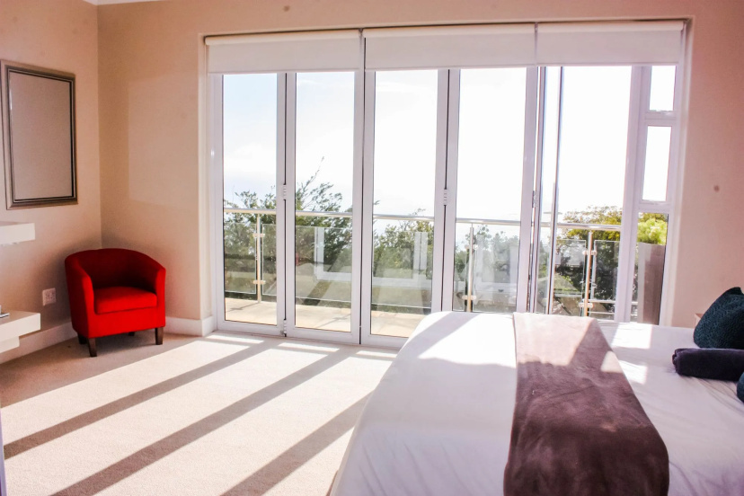 House Havana Camps Bay — отель с удобствами в Кейптауне