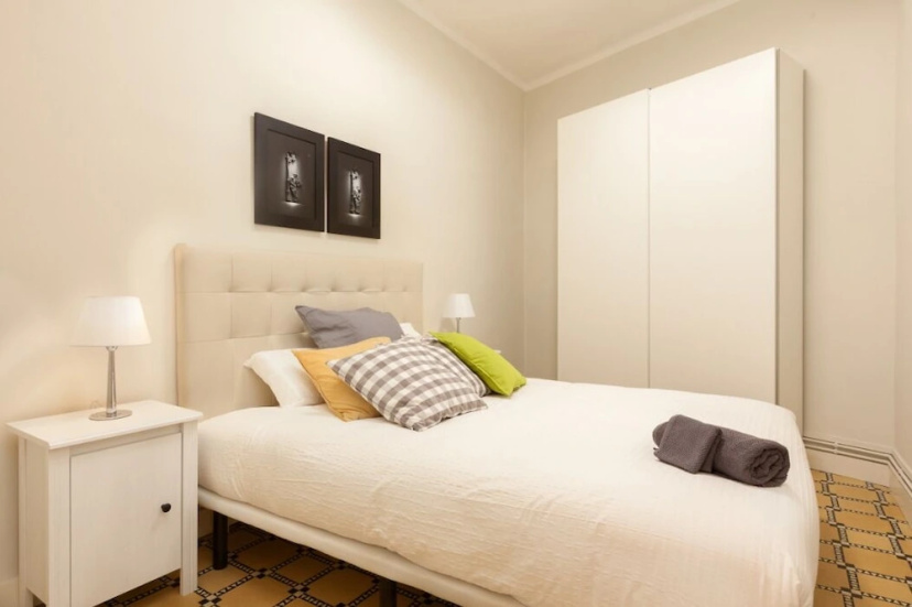 Цены на Centric Apartment Gaudi в Барселоне