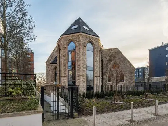 Viridian Apartments in Kew Bridge Serviced Apartments - St Georges — комфортный отель в Лондоне