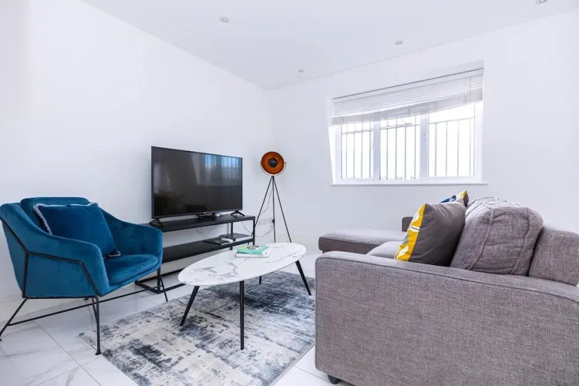 Цены на Stylish Three-bed Flat in Marylebone в Лондоне