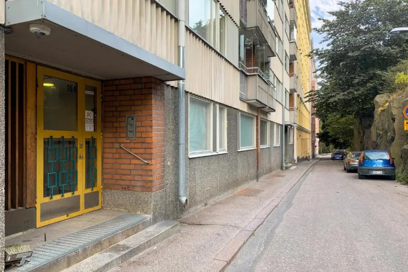 WeHost Spacious Traveller’s HQ Above Metro @Vilhonvuorenkuja 16 — отель с удобным расположением в Хельсинки