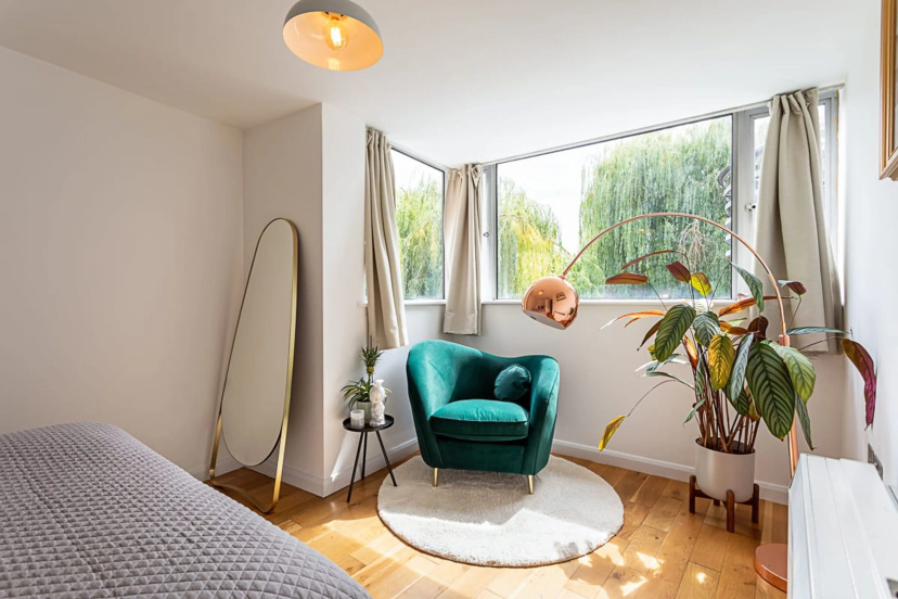 Modern Victoria Park Apartment — отель с удобствами в Лондоне
