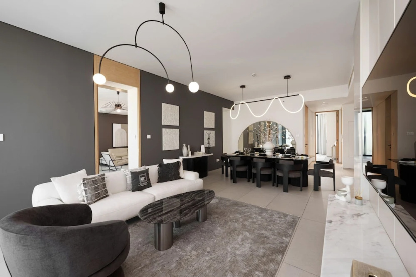 Цены на Maison Privee - Lavish Apt w/ Stellar Ocean Views in Address JBR в Дубае