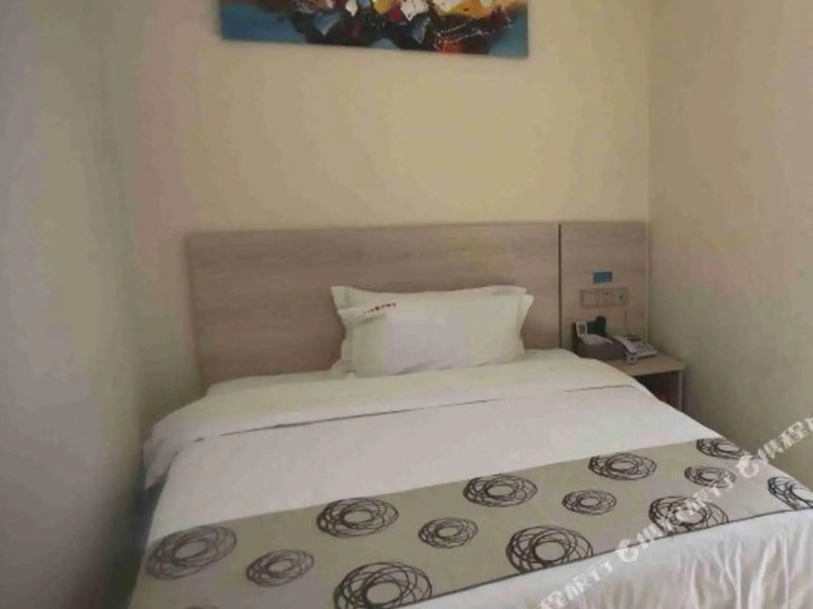 Theme Apartment (Shenzhen Convention and Exhibition Center Gangxia Metro Station) — отель с удобным расположением в Шэньчжэне