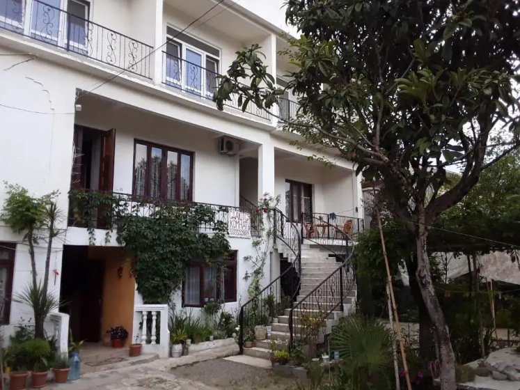 Guest House Buche on Agmashenebeli 219 1 — отель в Кобулети, Грузия