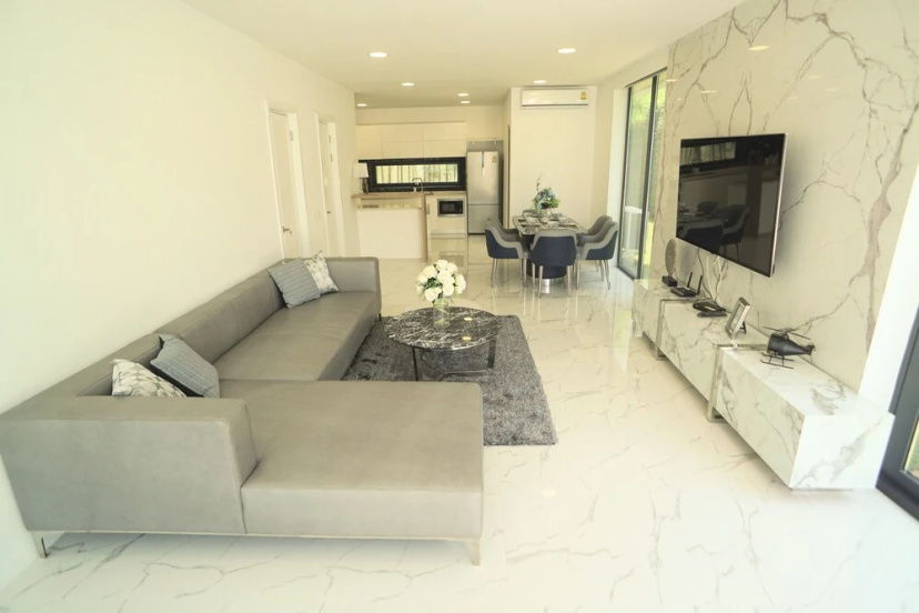 Private Pool Villa in Central Pattaya - Palmc6 — отель с удобствами в Паттайе