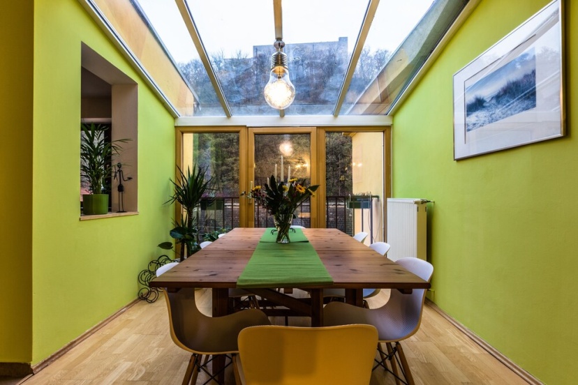 Spacious two storey apartment in Karlin — отель в Праге, Чешская Республика