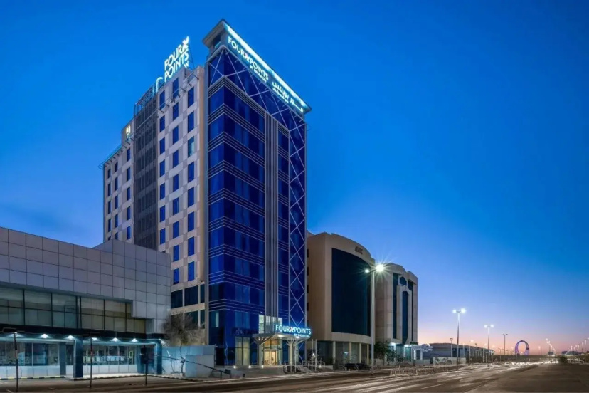 Сравните цены на Four Points By Sheraton Jeddah King Fahd Road в Джидде