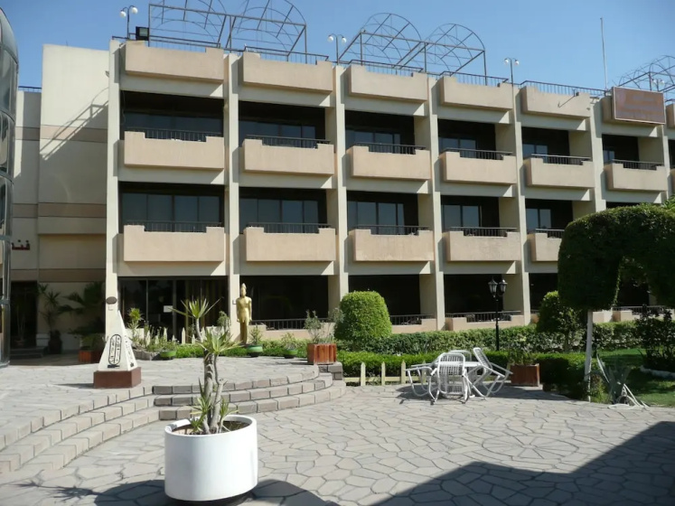 Сравните цены на Luxor Hotel Armed Forces в Луксоре