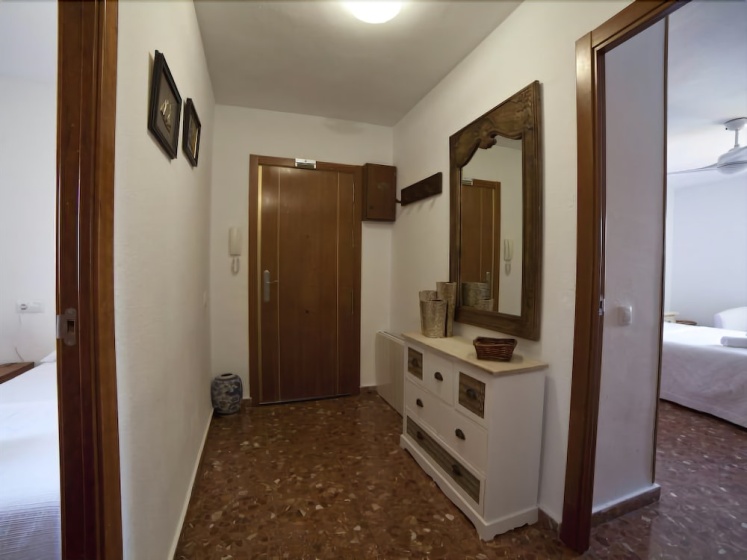 APARTAMENTOS KASA 25 - Cabo Huerta — комфортный отель в Аликанте
