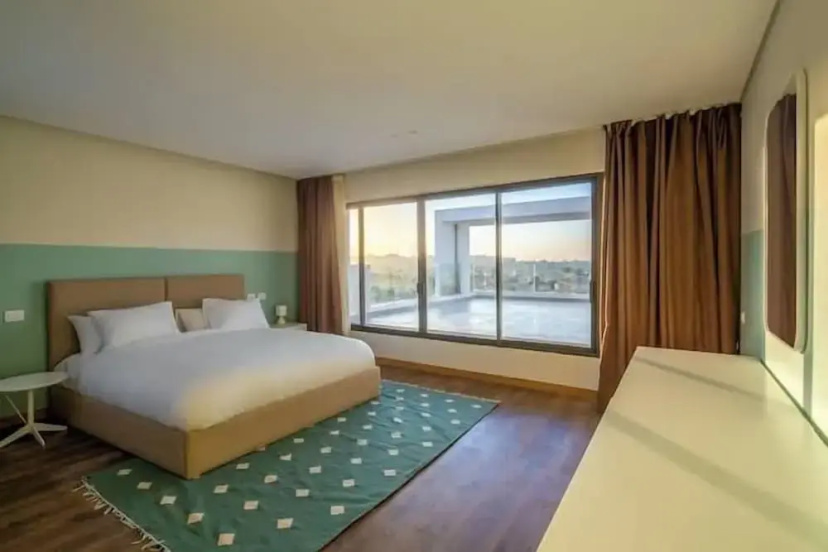 Lourina at Lake View Residence — отель с удобствами в Каире