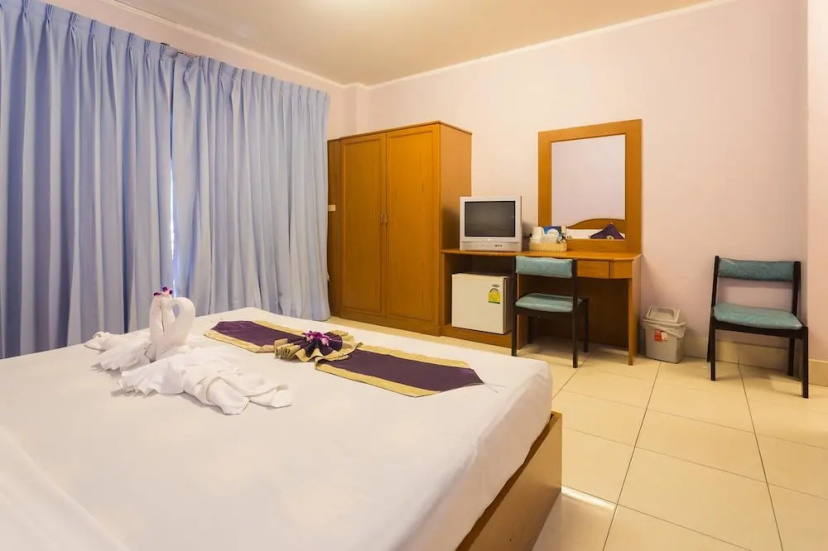 Room in Guest Room - Guesthouse Belvedere - Beautiful Apartment, 10 Minutes From the Beach — отзывы гостей и цены