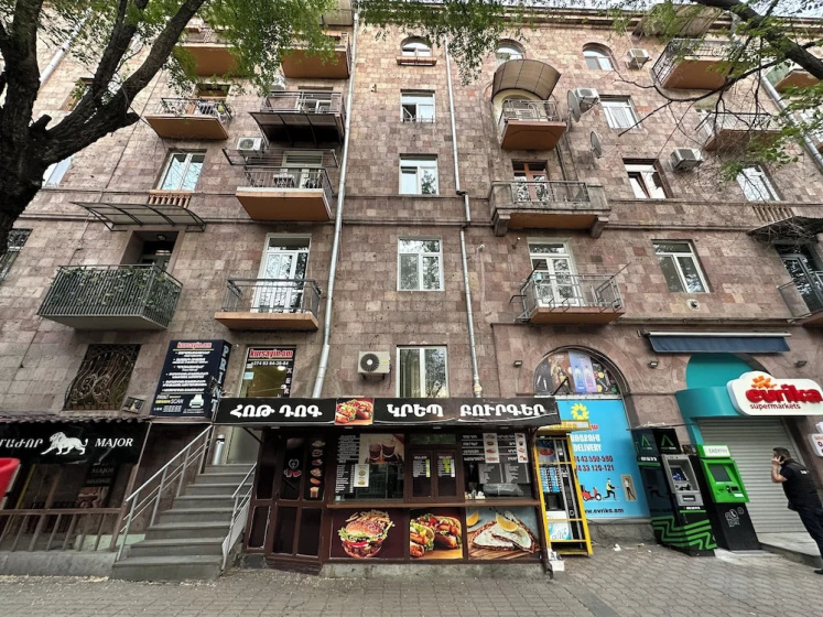 Apartment by Luxe Group AL777 — забронировать отель в Ереван