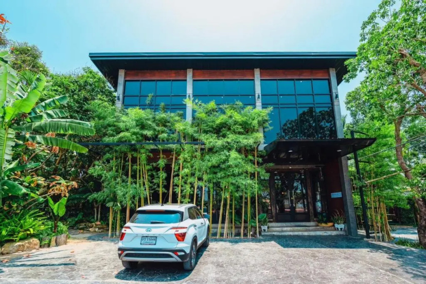 IP Plus Pool Villa Pattaya — отель с удобствами в Паттайе