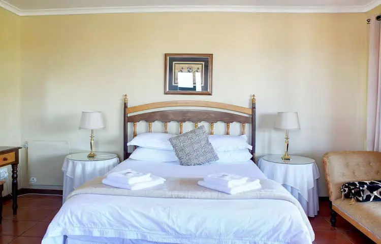 African Sun Guest Suites — отель с удобным расположением в Кейптауне