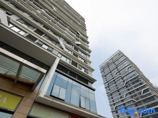 Guangzhou Sheyi Theme Apartment (Zengcheng Wanda Plaza) — комфортный отель в Гуанчжоу