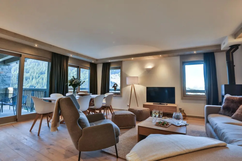 Keystone Lodge Apartment T4 Cabin C04 — отель с удобным расположением в Куршевеле