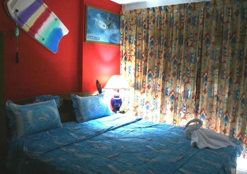 Summer Breeze Inn — комфортный отель в Пхукете
