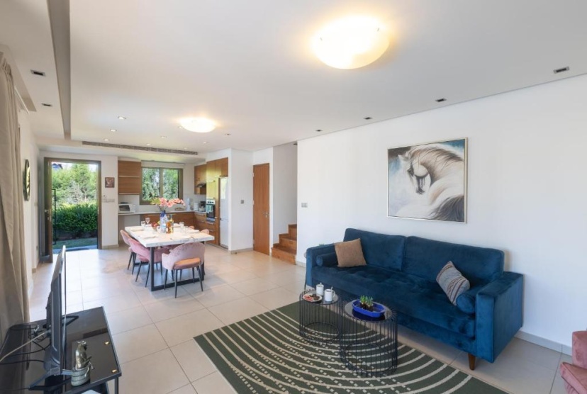 Ayia Napa Holiday Villa Svi3 — отель с удобным расположением в Айя-Напа