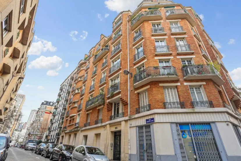 Charmant Studio Beaugrenelle - 2people — отель в Париже, Франция