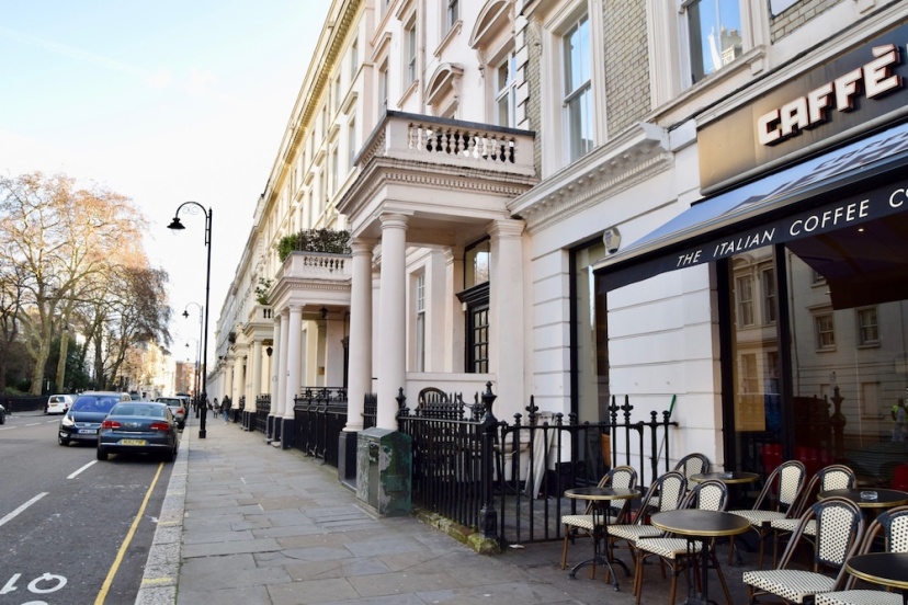 Elegant Luxury Kensington Flat With Terrace — забронировать отель в Лондоне