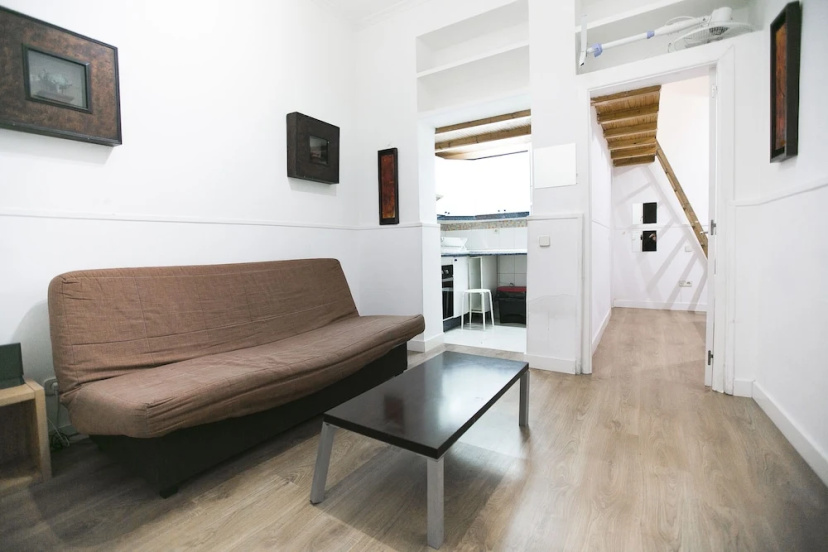 Apartamento San Vicente Ferrer — отель с удобным расположением в Мадриде