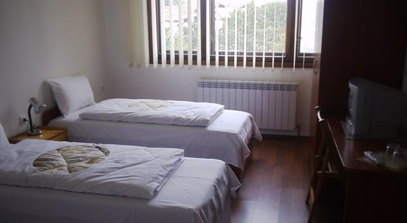 Цены на Stoyanova Guest House в Банско