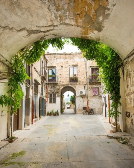 Amazing Apartment With Terrace on the Historical Porta Carini by Wonderful Italy — комфортный отель в Палермо