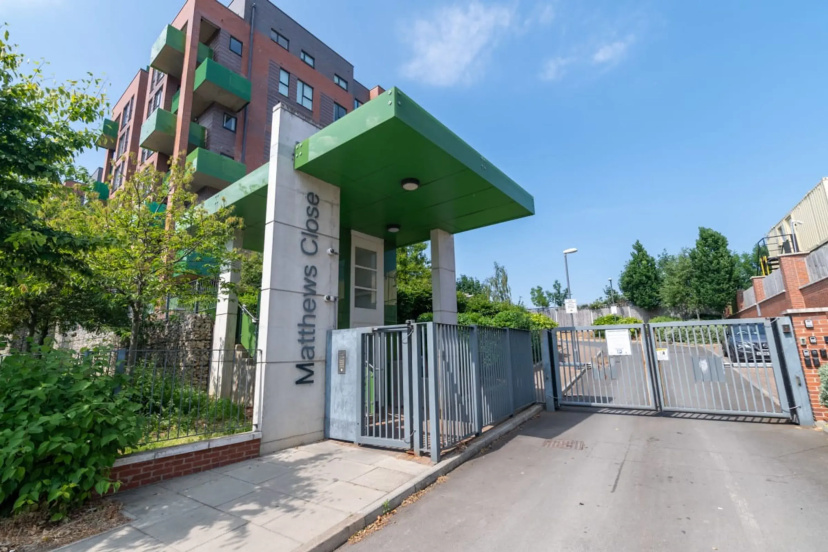 Gorgeous Wembley Flat — отель с удобным расположением в Лондоне
