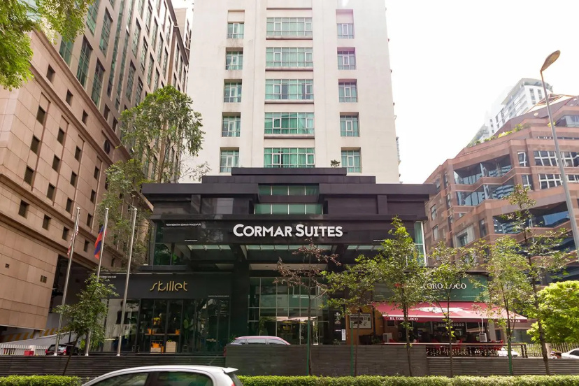 Lot 163 Suites at Kuala Lumpur City Centre — отель с удобным расположением в Куала-Лумпуре