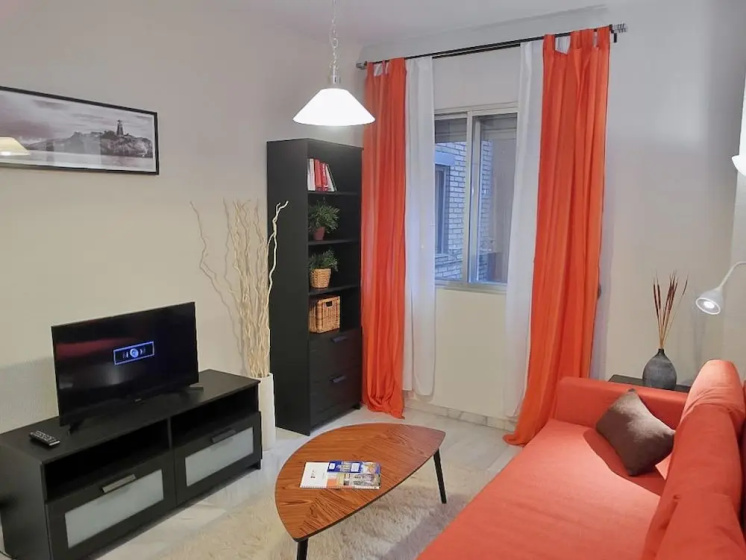 DFlat Escultor Madrid 210 Apartments — комфортный отель в Мадриде